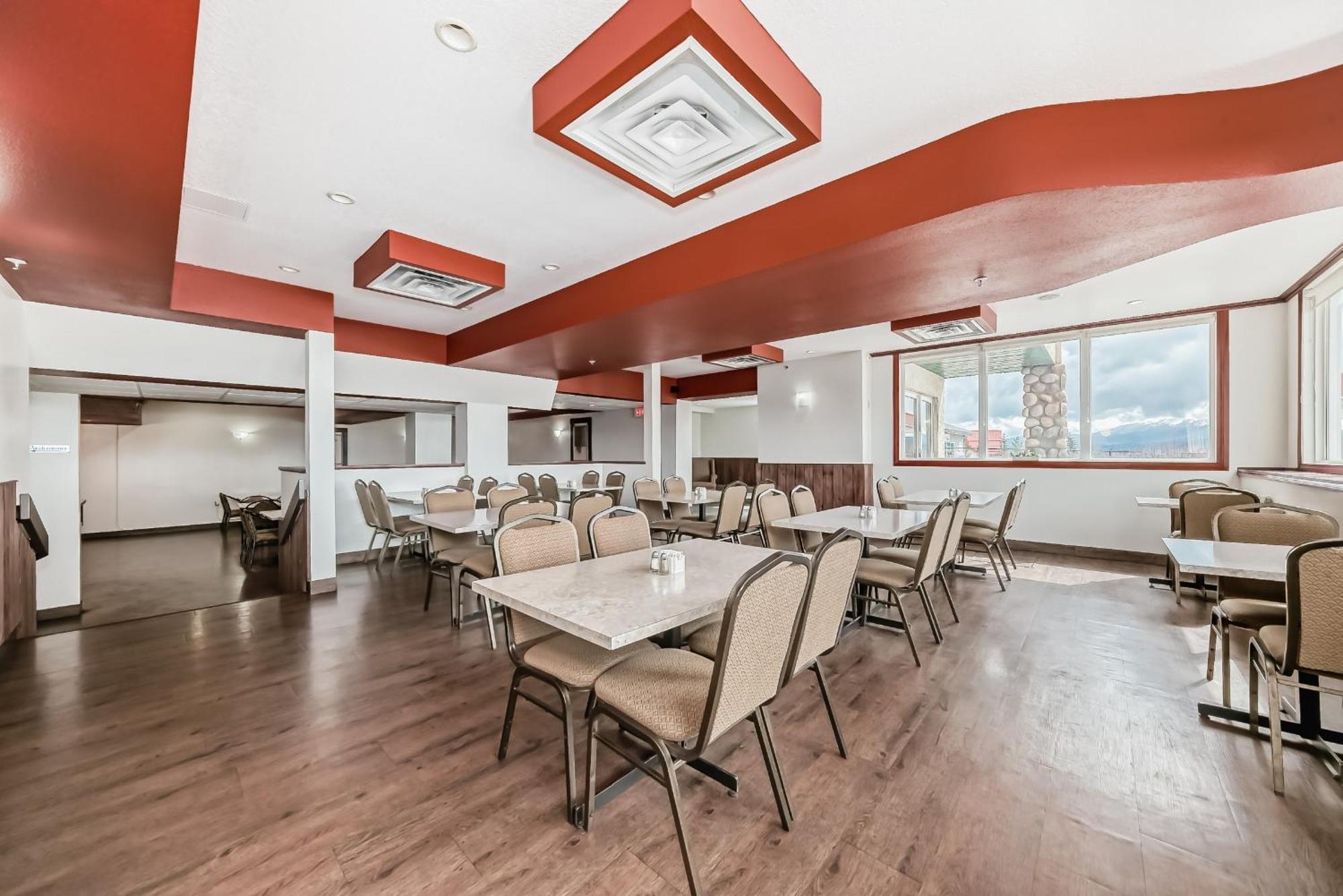 Grande Cache Inn & Suites Exteriér fotografie