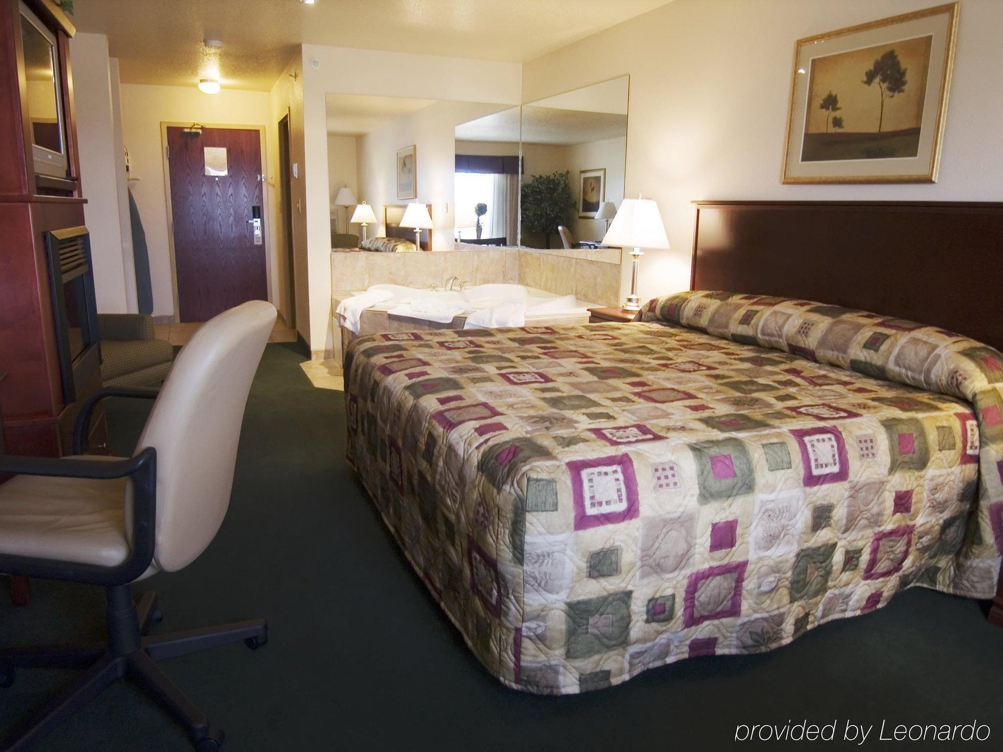 Grande Cache Inn & Suites Pokoj fotografie