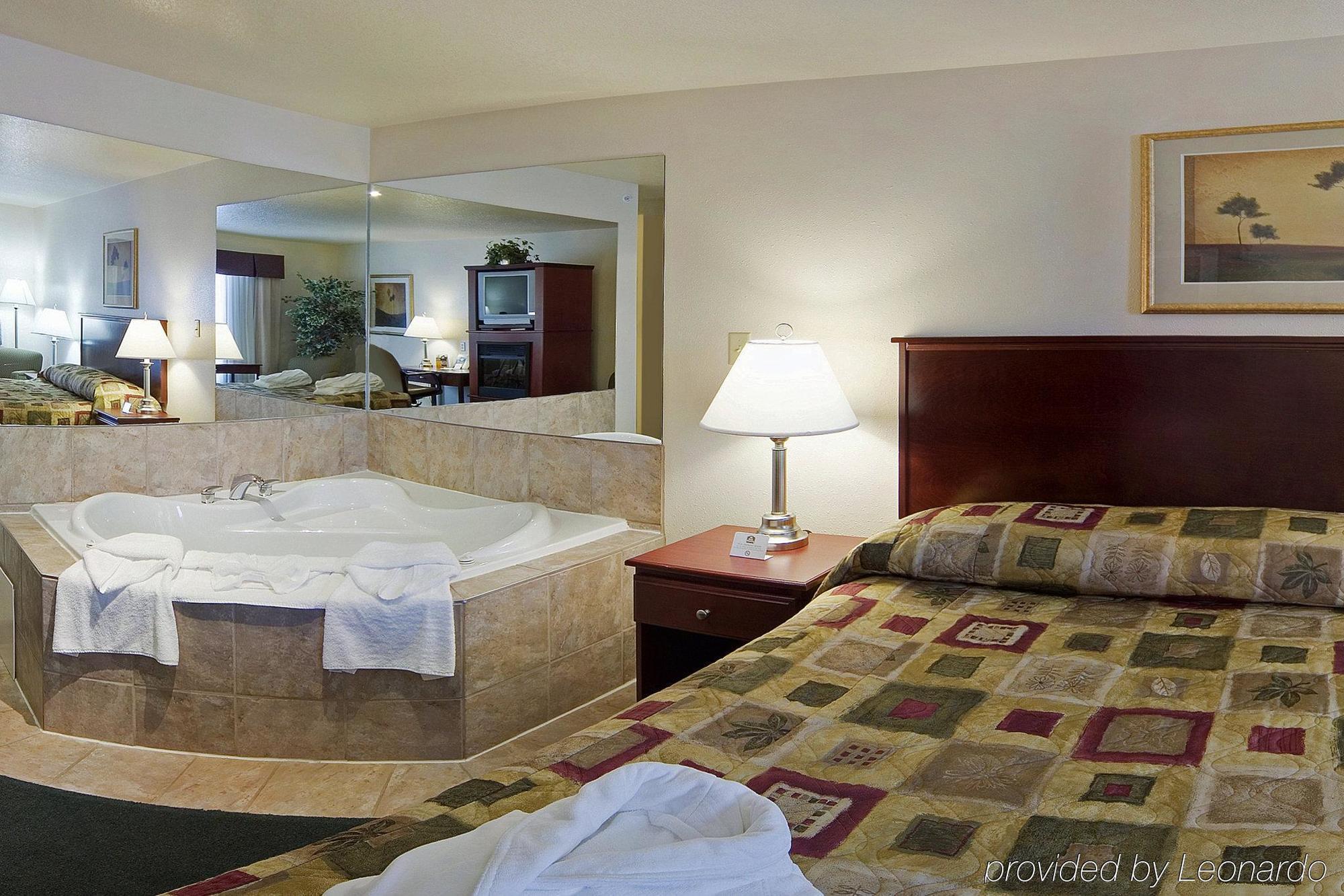 Grande Cache Inn & Suites Pokoj fotografie